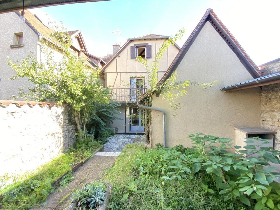 Landejendom i Bretenoux, Lot - foto 1