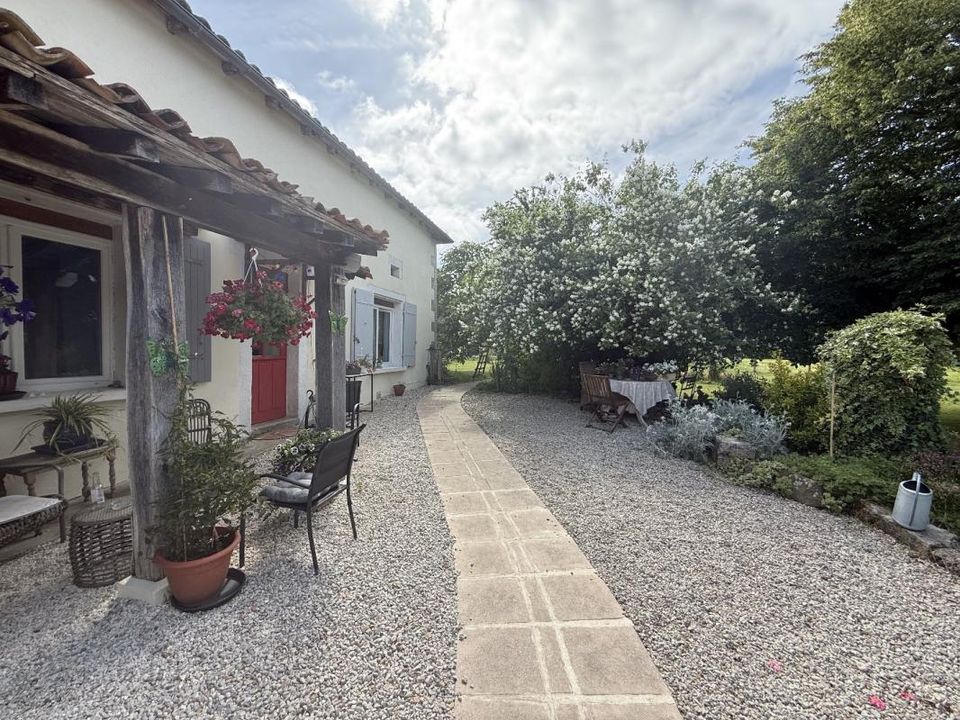 Villa en Combiers, Charente - foto 1