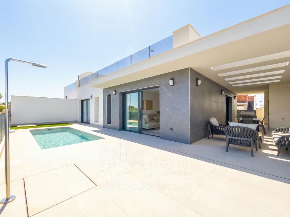 Villa i Torrevieja, Alicante - foto 1