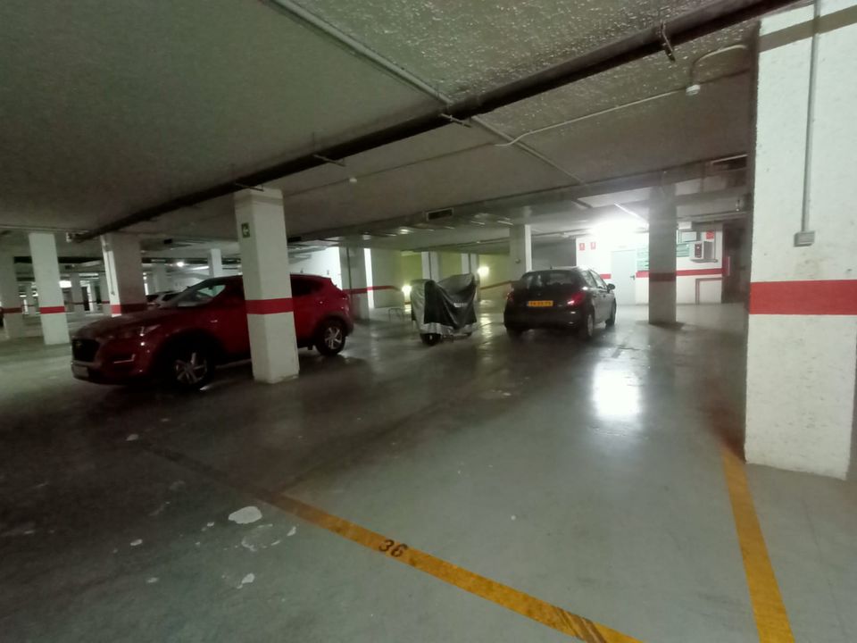 Parkeringsplads i Calpe, Alicante - foto 3