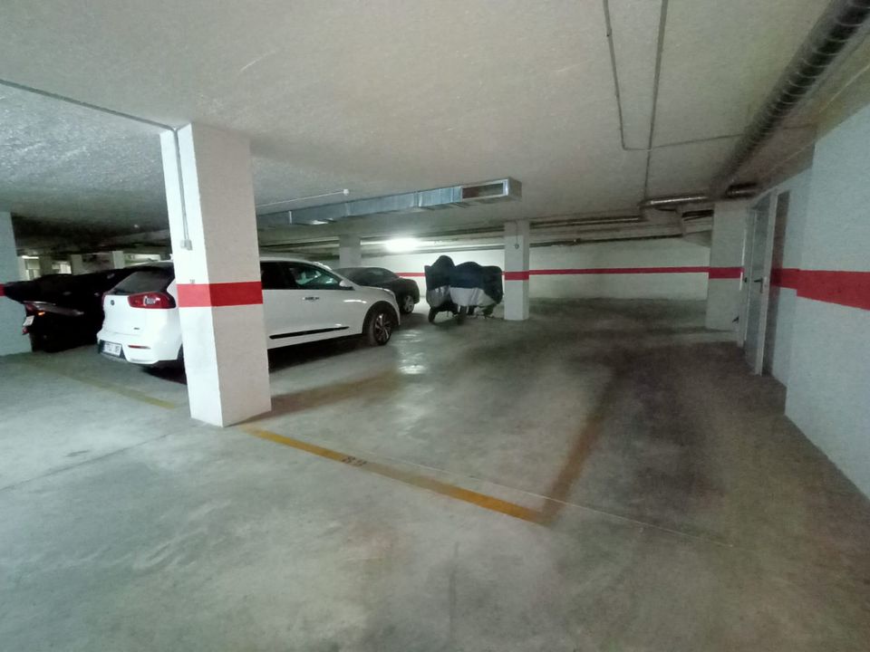 Parkeringsplads i Calpe, Alicante - foto 1
