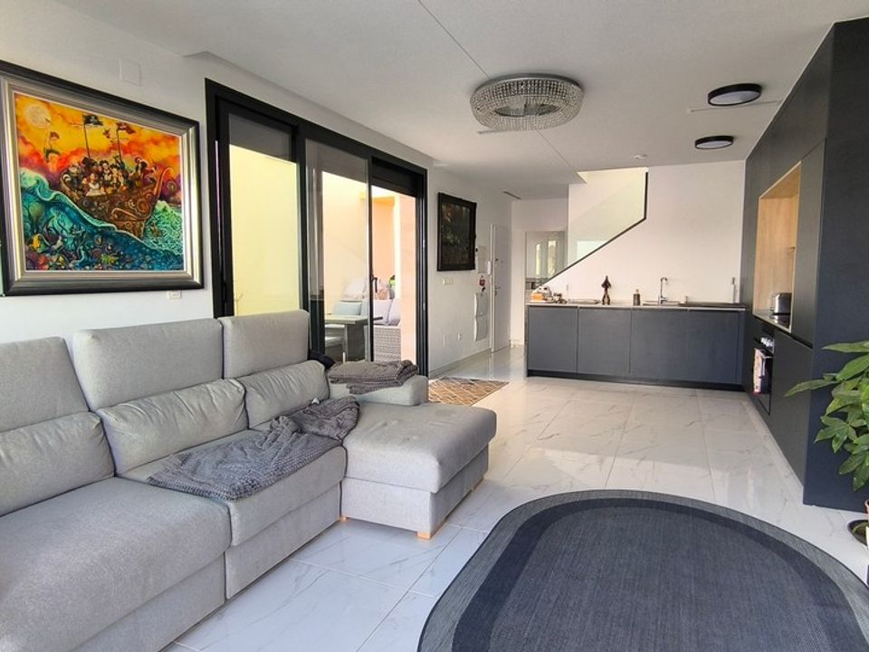 Villa in Los Montesinos, Alicante - photo 4