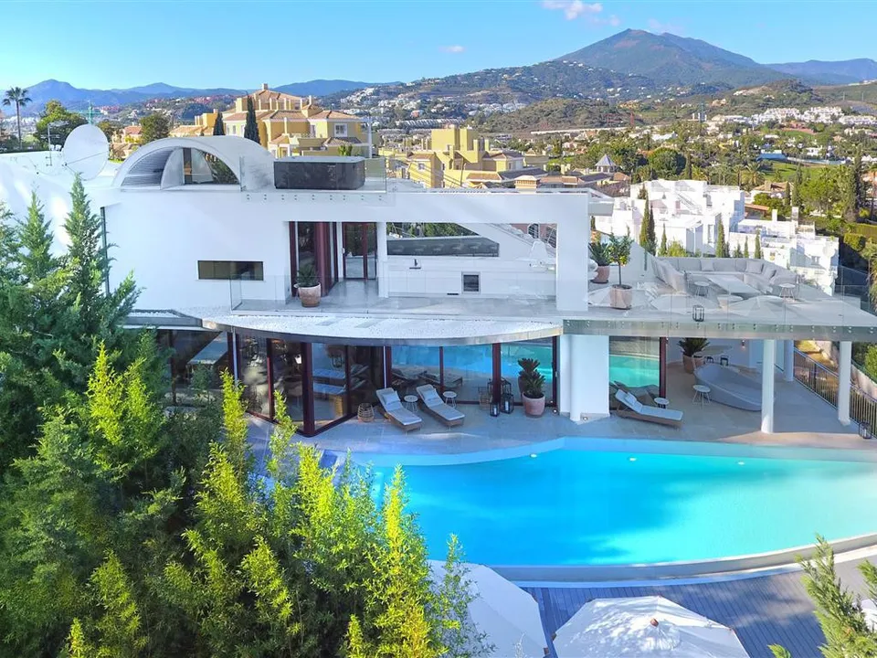 Villa i Nueva Andalucia, Malaga - foto 1