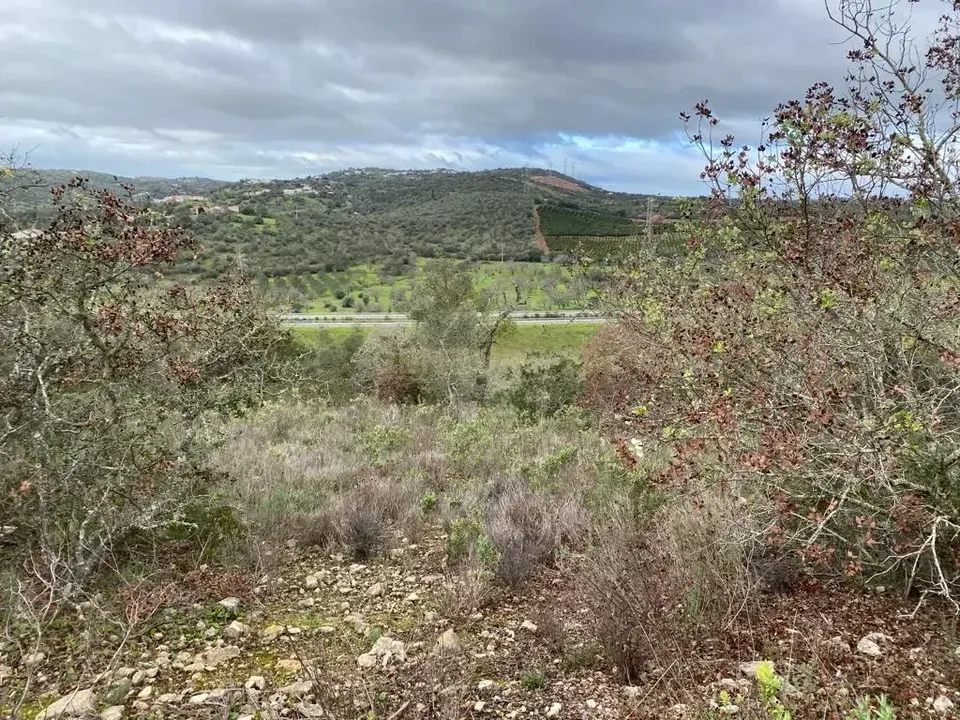 Helårsgrund i Paderne, Faro - foto 1