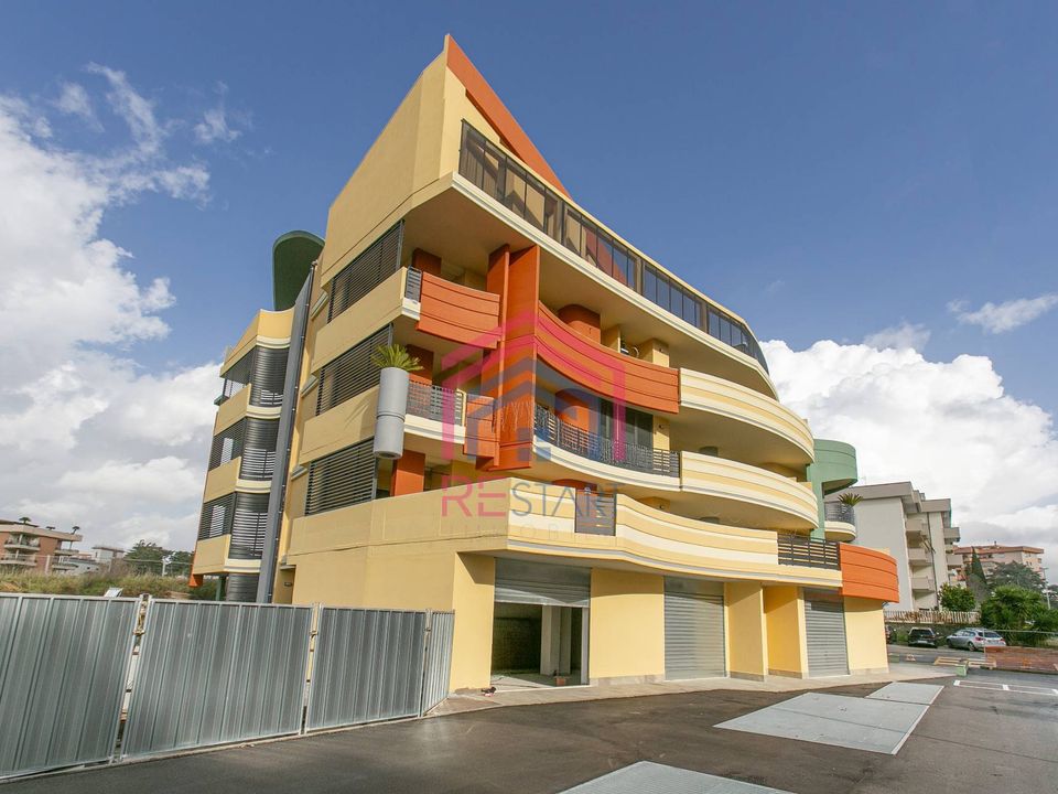 Commercial property in Aprilia, Latina - photo 2
