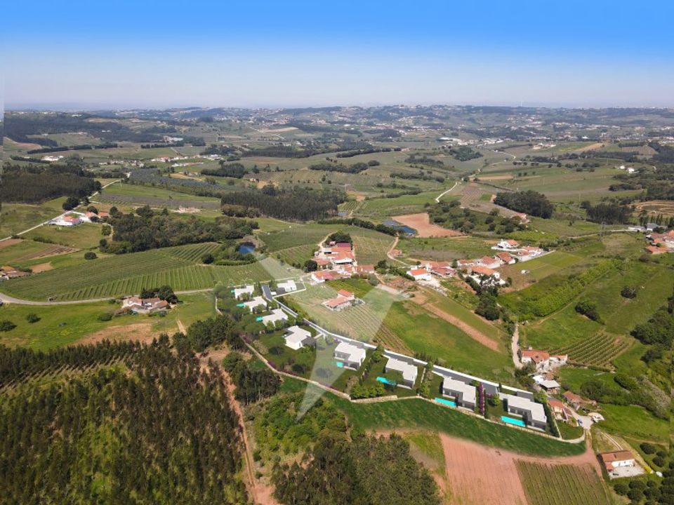 Helårsgrund i Alcobaca, Leiria - foto 1