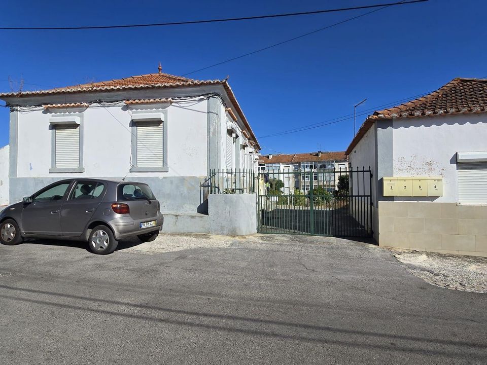 Erhvervsejendom i Seixal, Setubal - foto 1