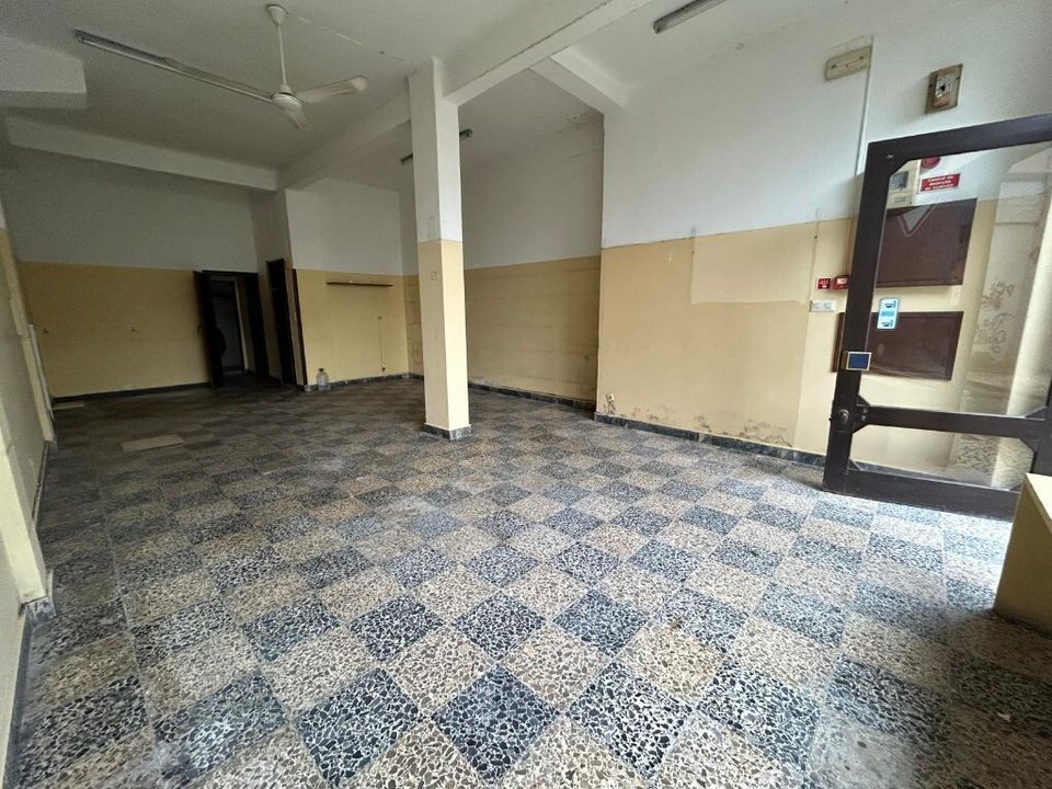 Commercial property in Tomar, Santarem - photo 1