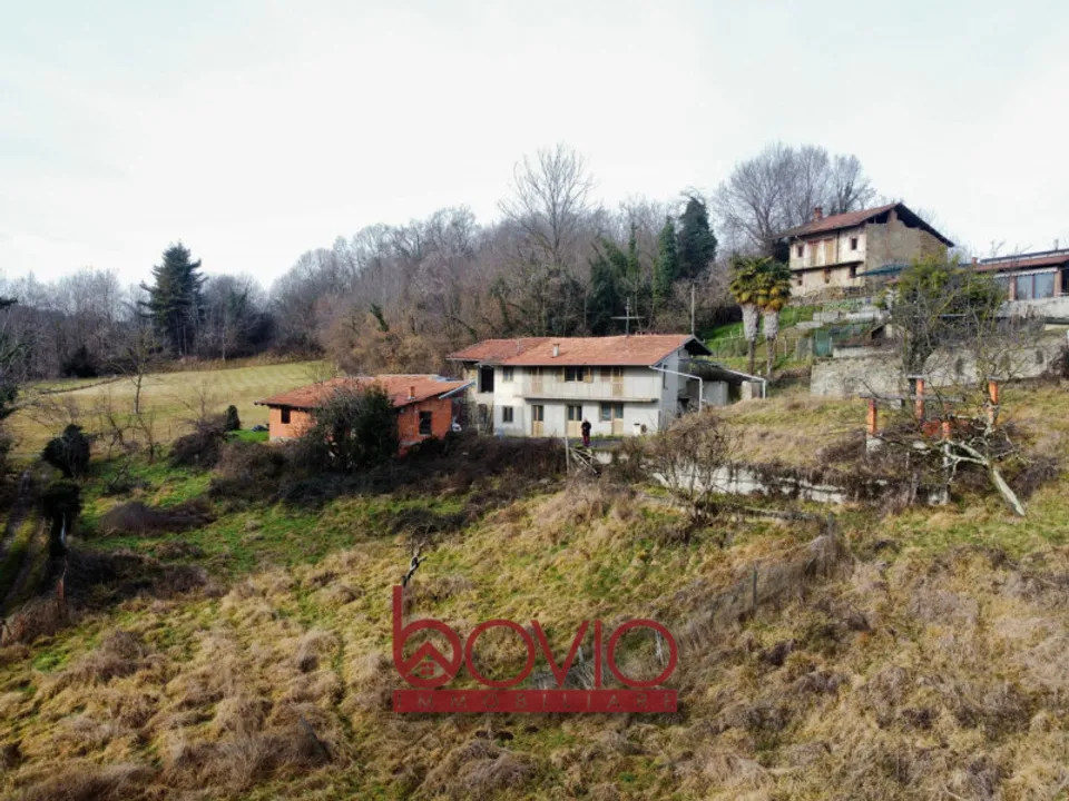 Landejendom i Zubiena, Biella - foto 1