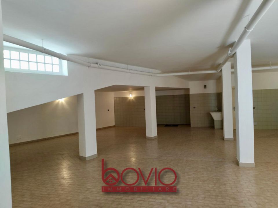 Erhvervsejendom i Torino, Turin - foto 1