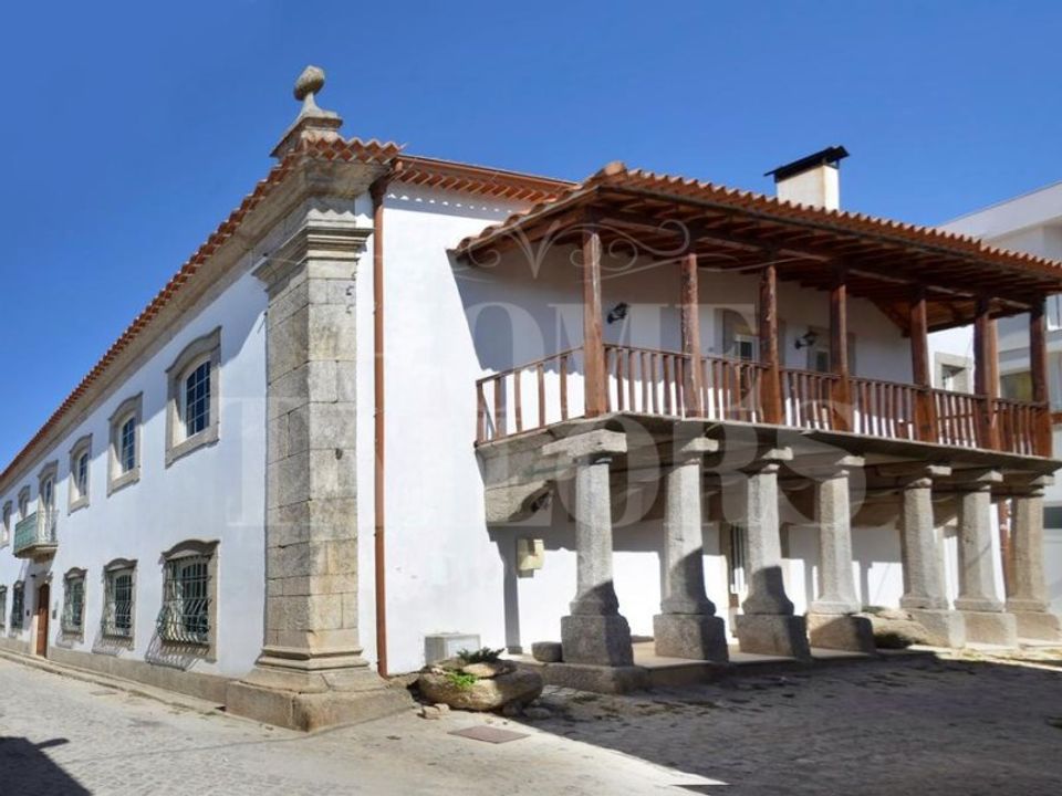 Erhvervsejendom i Mogadouro, Braganca - foto 1