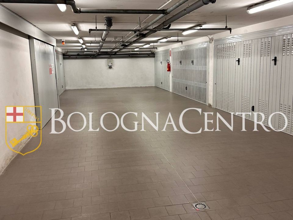 Miejsce parkingowe: Bologna, Bologna – zdjęcie 4