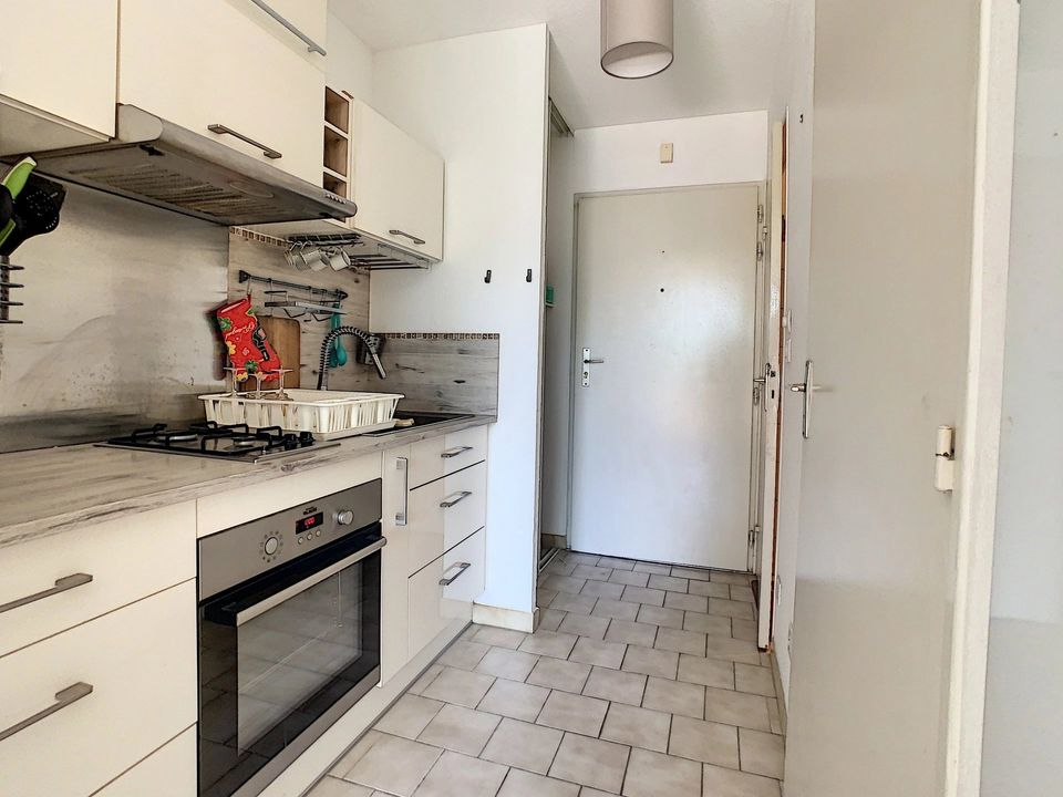 Apartment in Sausset-les-Pins, Bouches-du-Rhone - photo 4