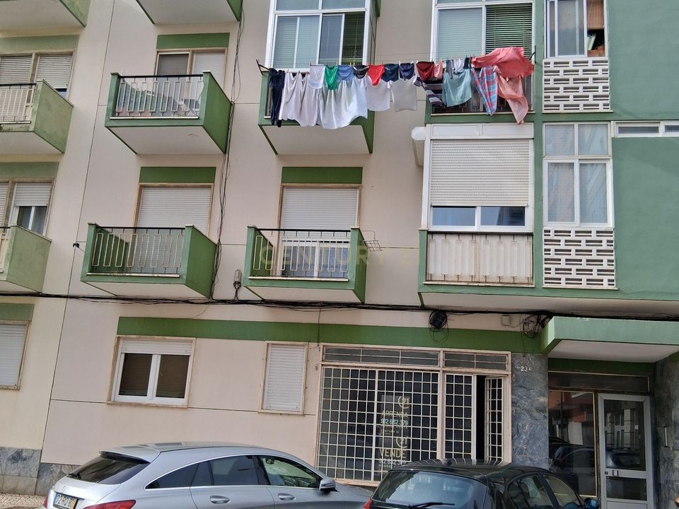 Erhvervsejendom i Alges, Lisbon - foto 2