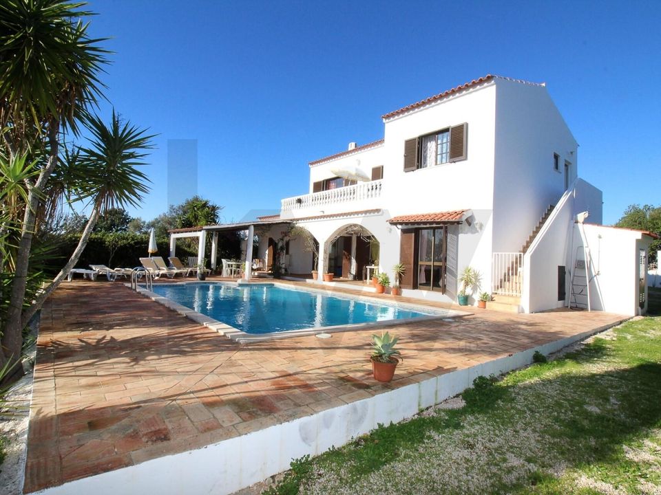Villa i Alcantarilha, Faro - foto 1