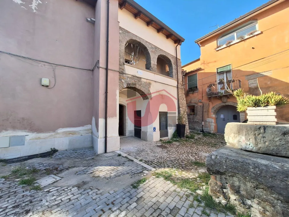 Apartment in Benevento, Benevento - photo 2