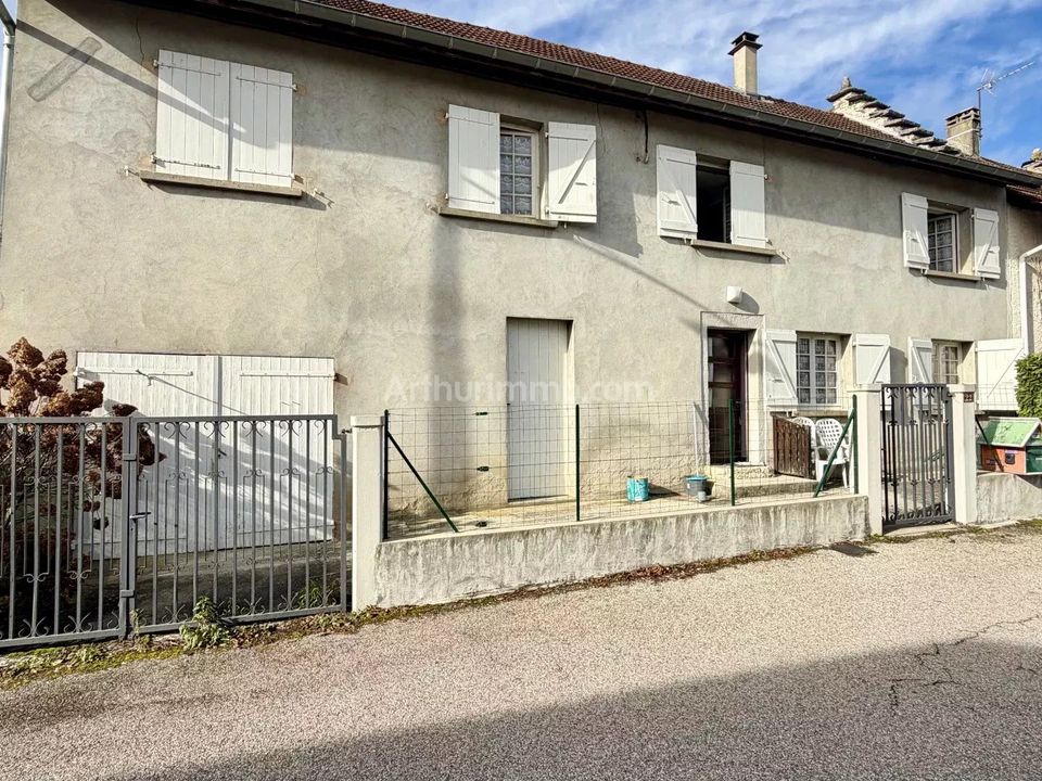 Villa i Saint-Victor-de-Morestel, Isere - foto 1