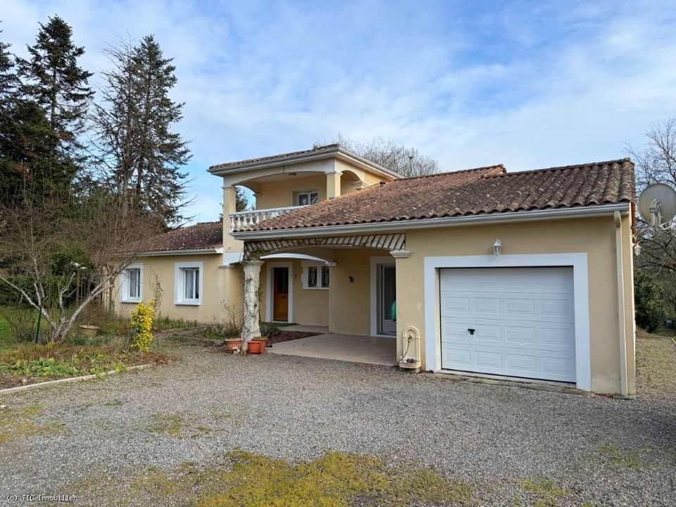 Villa i Confolens, Charente - foto 1