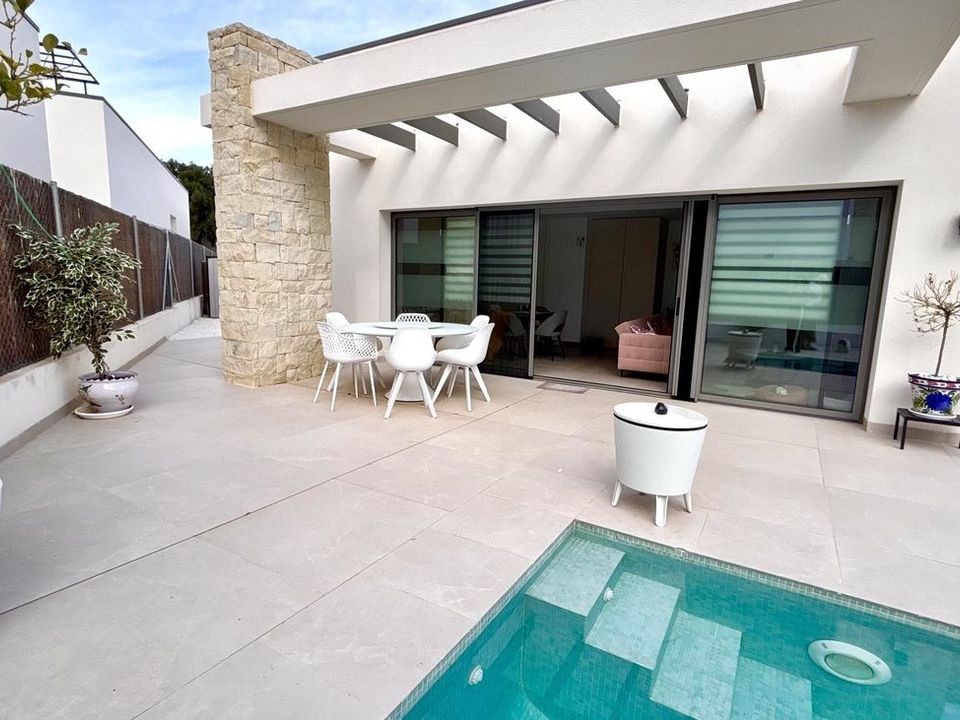 Villa i San Miguel De Salinas, Alicante - foto 1