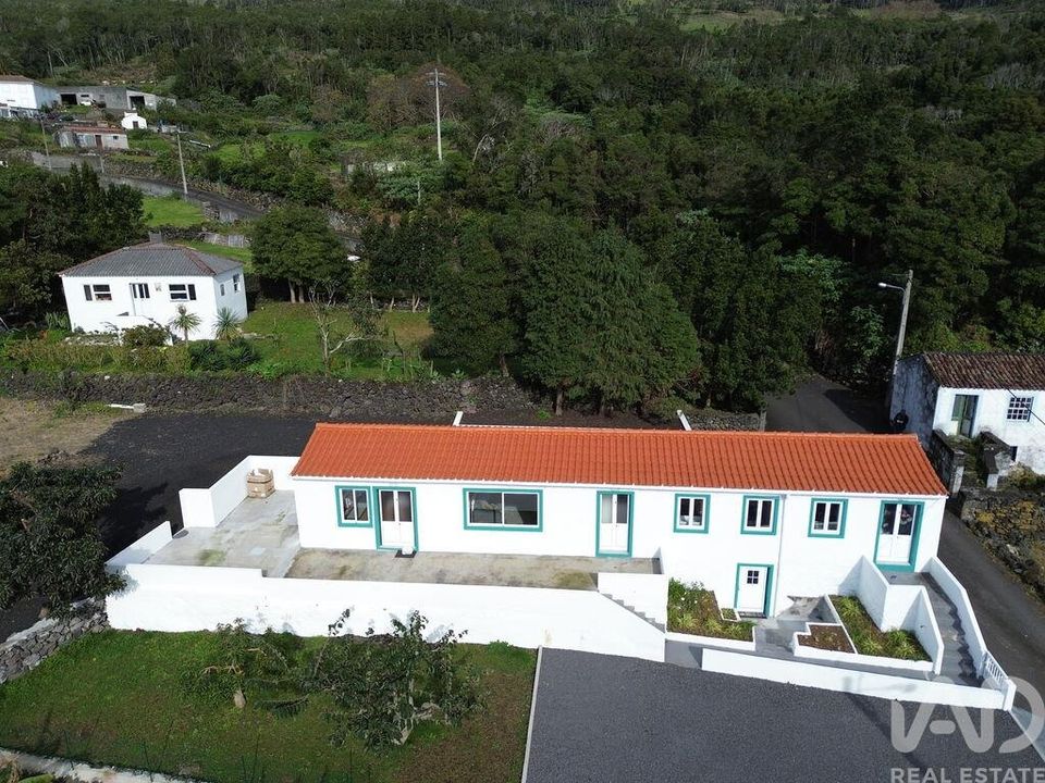 Byhus i Lajes do Pico, Pico - foto 3