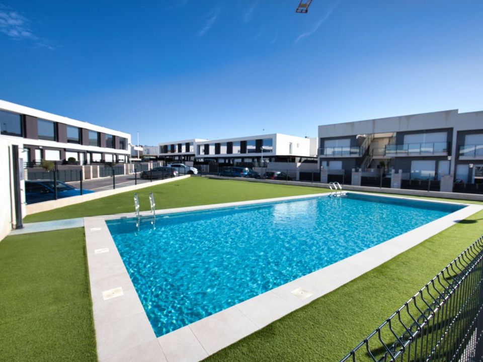 Rækkehus i Santa Pola, Alicante - foto 1