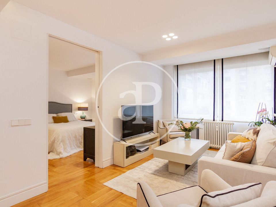 Apartment in Madrid, Madrid - photo 2