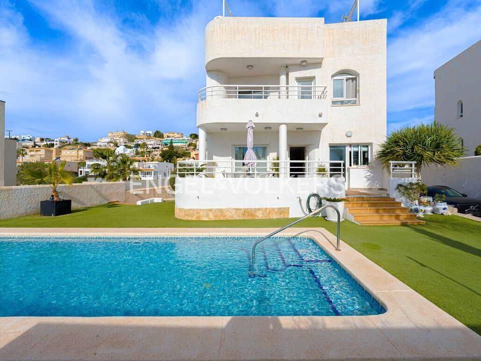 Villa i Villajoyosa, Alicante - foto 1