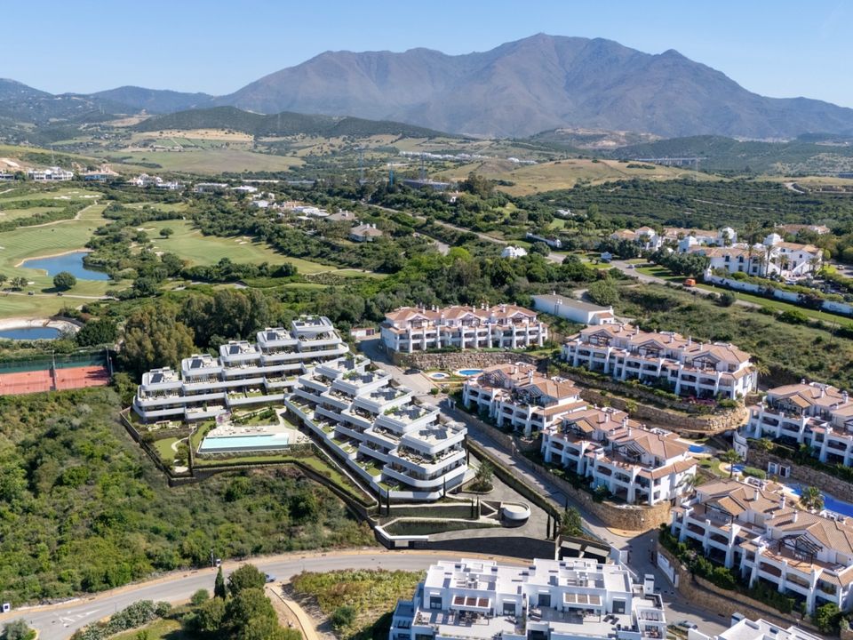 Apartamento en Casares, Malaga - foto 1