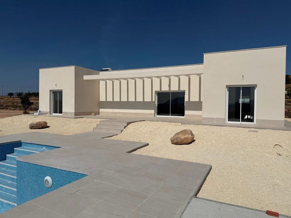 Villa i Pinoso, Alicante - foto 1