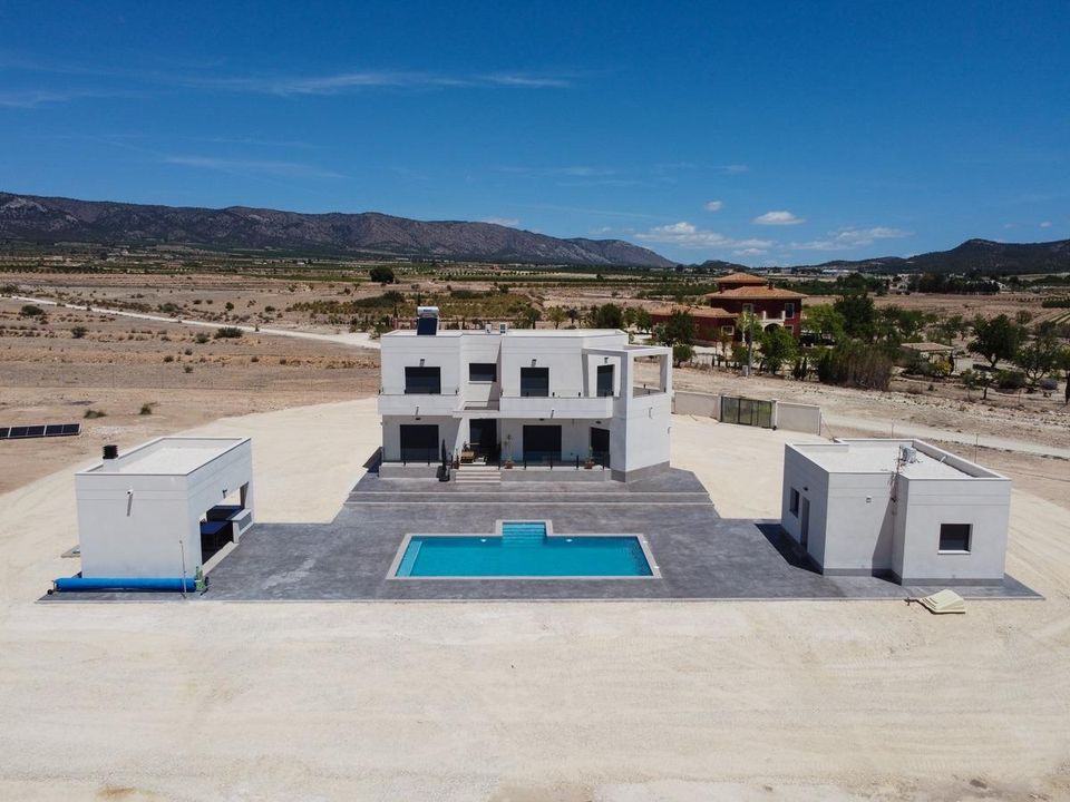 Villa i Pinoso, Alicante - foto 1