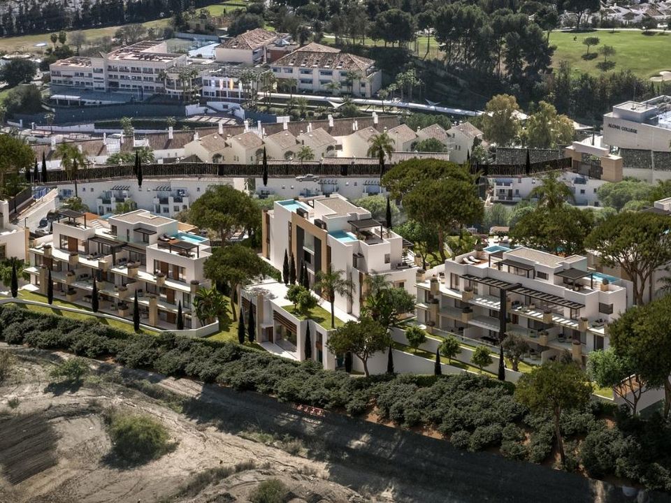 Lejlighed i Marbella, Malaga - foto 3