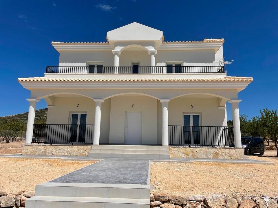 Villa i Pinoso, Alicante - foto 1