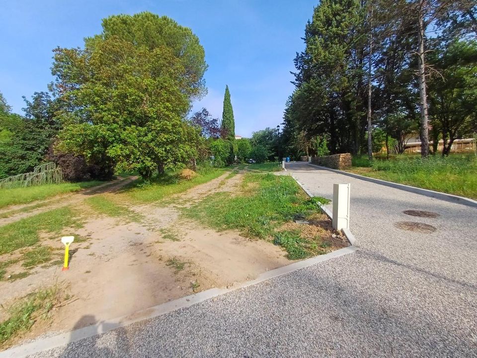Helårsgrund i Uzer, Ardeche - foto 2