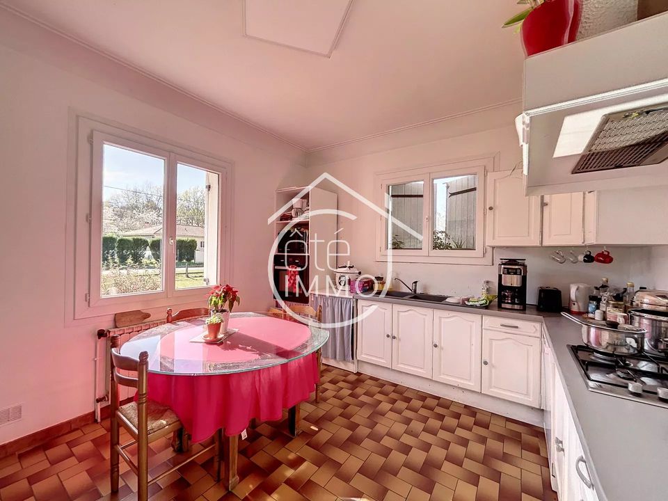 Villa i Saint-Andre-et-Appelles, Gironde - foto 4