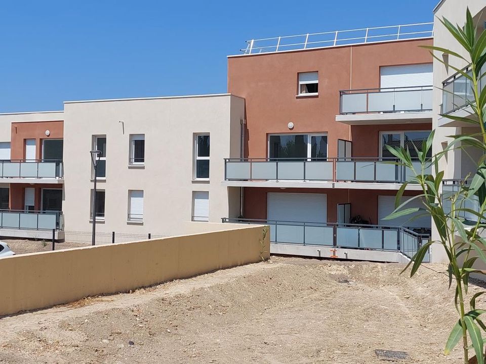 Lejlighed i Morières-lès-Avignon, Vaucluse - foto 1