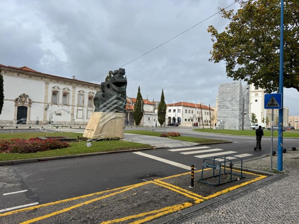 Erhvervsejendom i Aveiro, Aveiro - foto 2