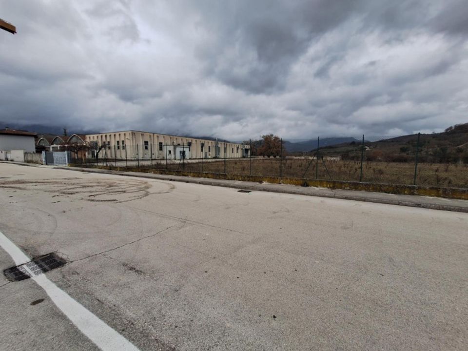 Erhvervsejendom i Matelica, Macerata - foto 2