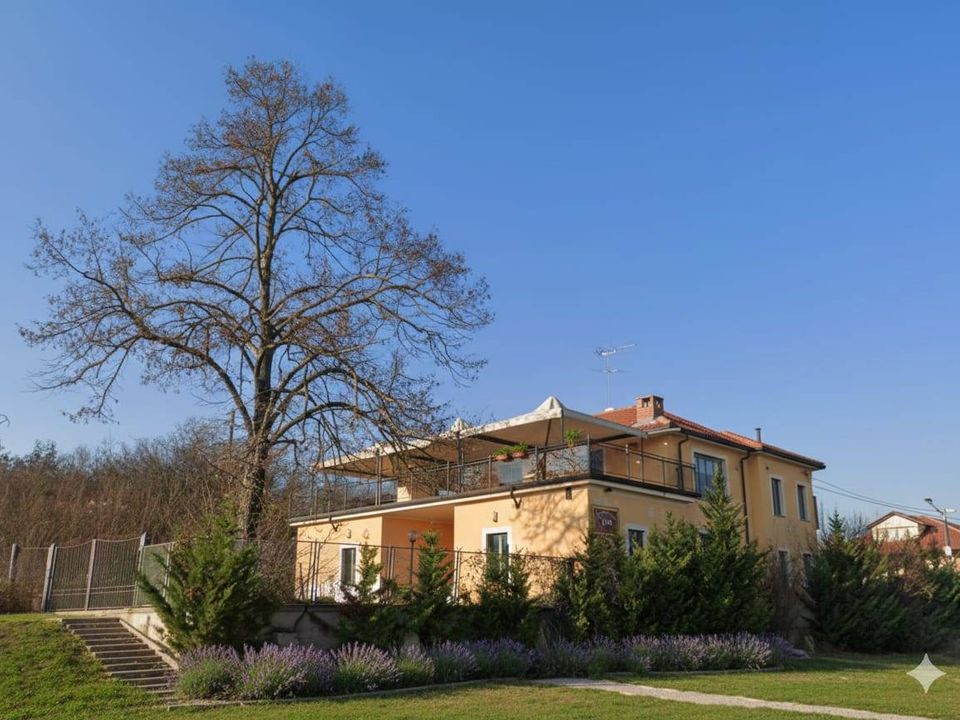 Villa i Castell'Alfero, Asti - foto 1