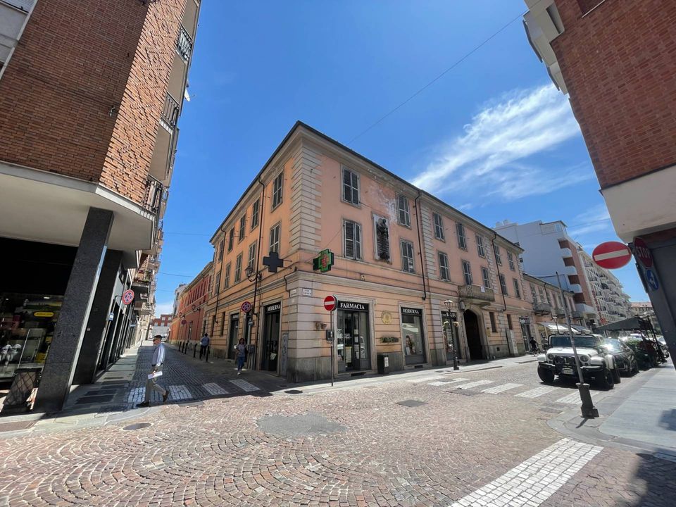 Erhvervsejendom i Asti, Asti - foto 2