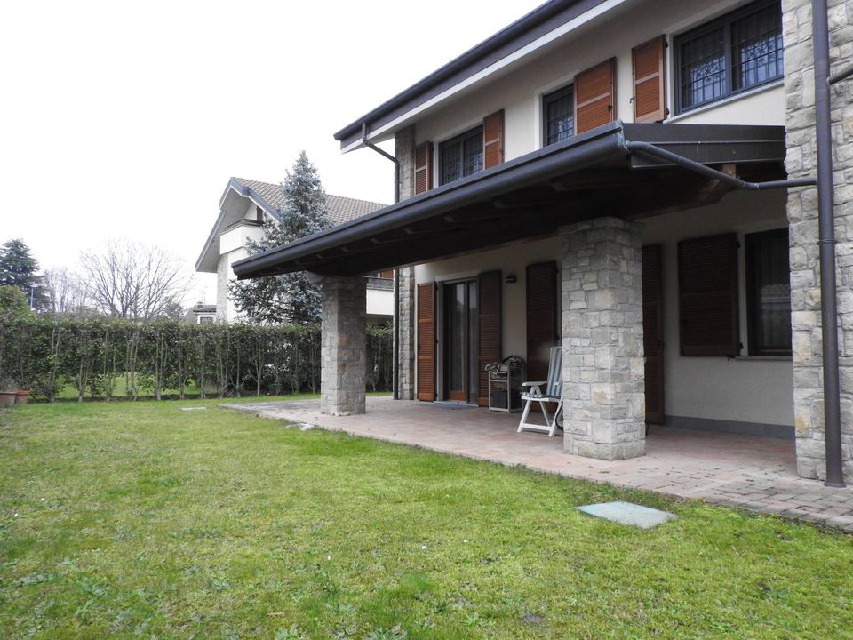 Lejlighed i Bernareggio, Monza and Brianza - foto 5