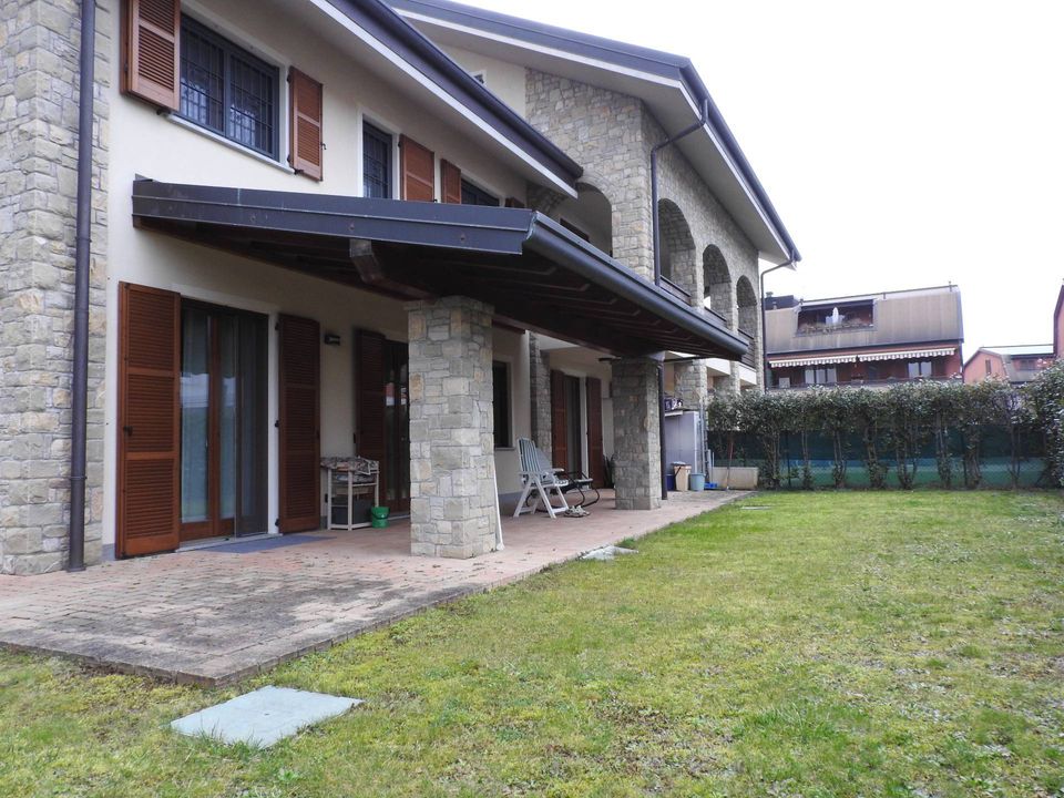 Lejlighed i Bernareggio, Monza and Brianza - foto 4