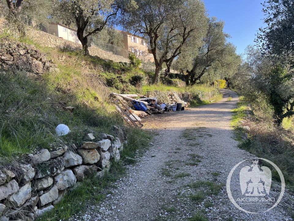 Terreno en Saint-André-de-la-Roche, Alpes-Maritimes - foto 2