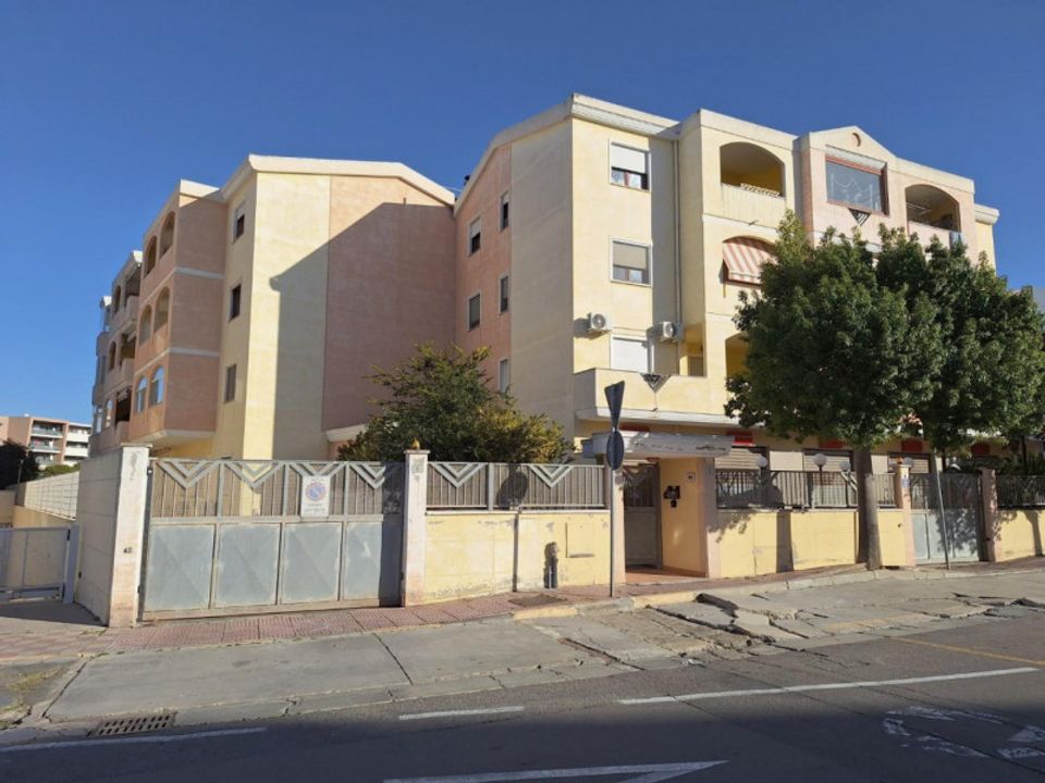 Erhvervsejendom i Quartu Sant'Elena, Cagliari - foto 1