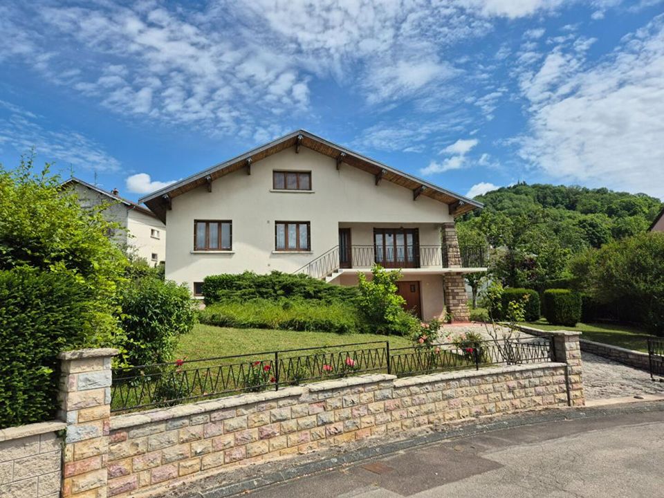 Villa i Vesoul, Haute-Saone - foto 1