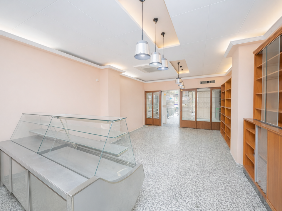 L'establiment comercial a Denia, Alicante - foto 1