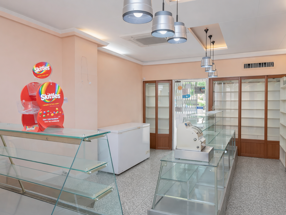 L'establiment comercial a Denia, Alicante - foto 2