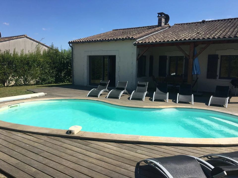Villa en Chalais, Charente - foto 1