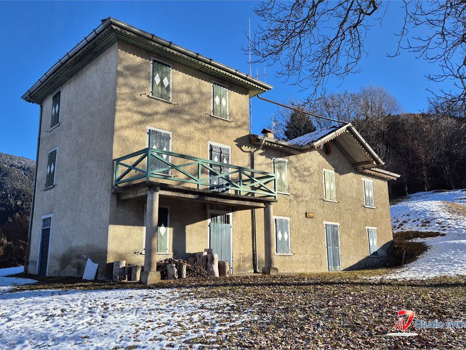 Villa i Borno, Brescia - foto 1