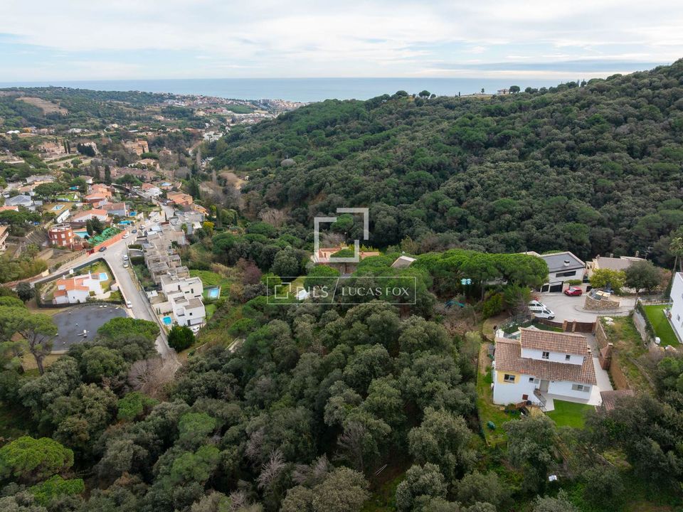 Helårsgrund i Alella, Barcelona - foto 2