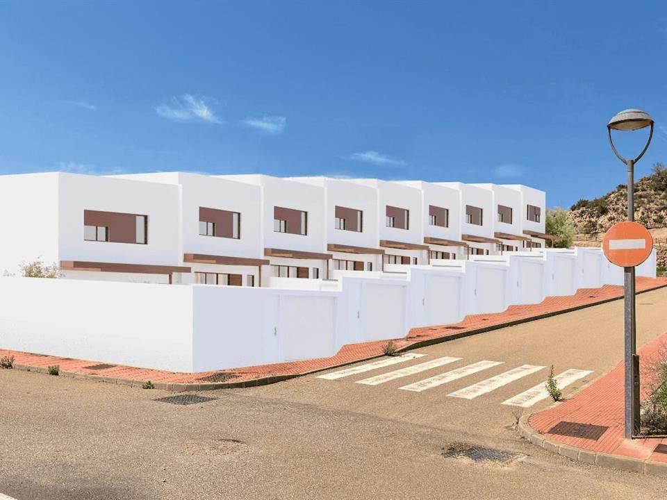 Casa adossada a Antas, Almeria - foto 1